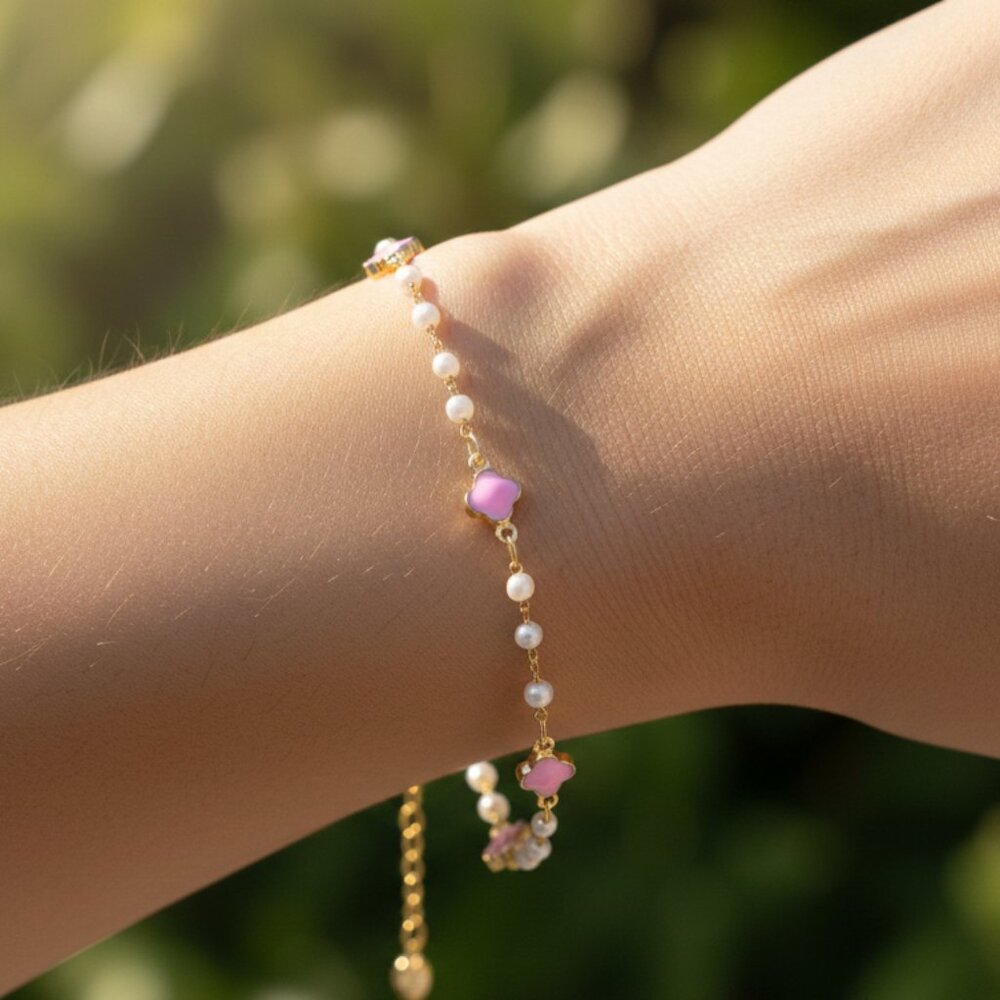 "Trendy Bracelet for Girls & Women – Cute, Adjustable & Gift-Ready | MLCRC1701
